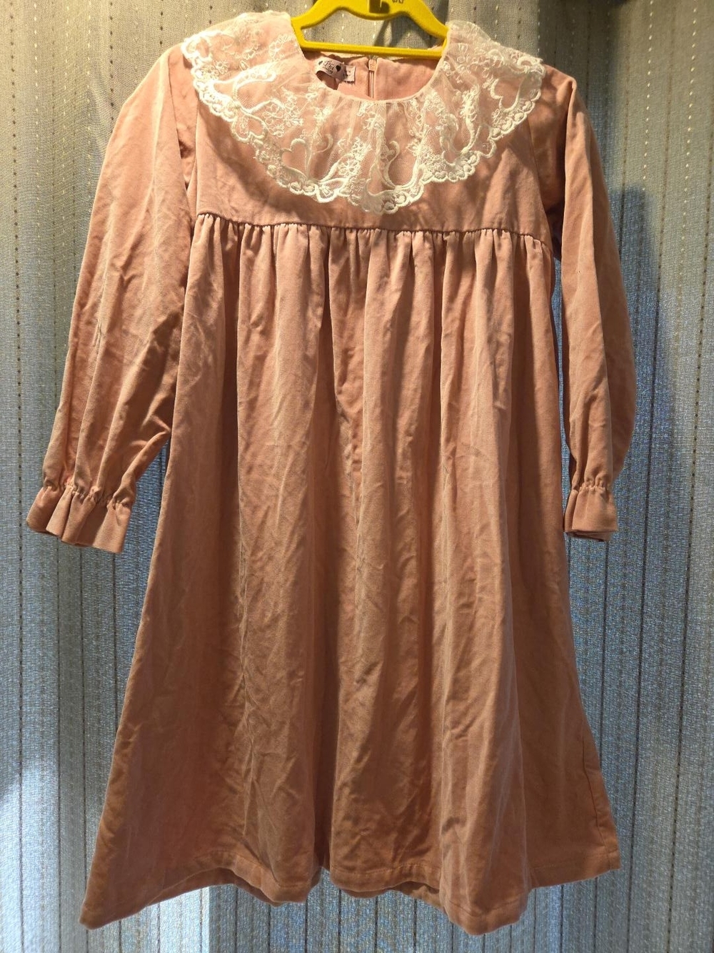 NWT Phi Clothing Girls Pink Velvet Lace Collar Dress 13/14